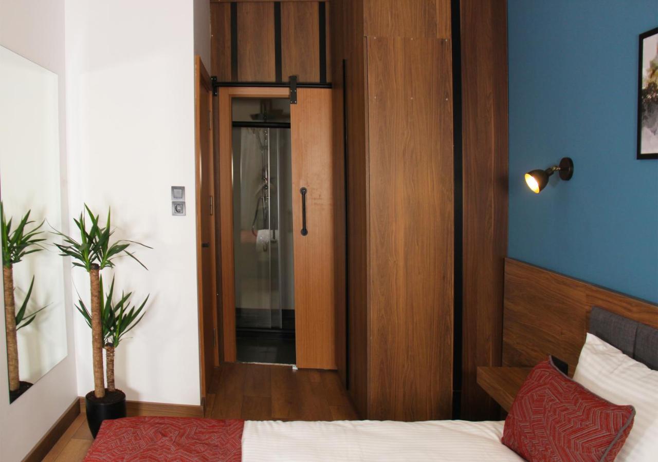 Besiktas Konuk Evi Hotel Istanbul Bagian luar foto