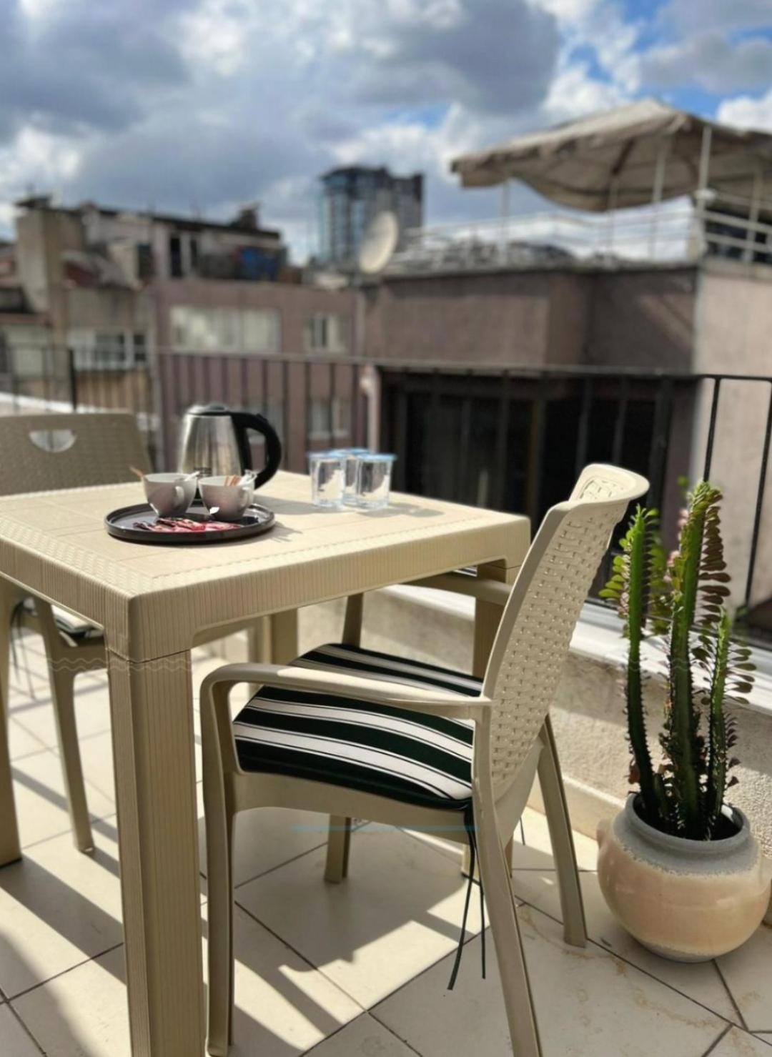 Besiktas Konuk Evi Hotel Istanbul Bagian luar foto