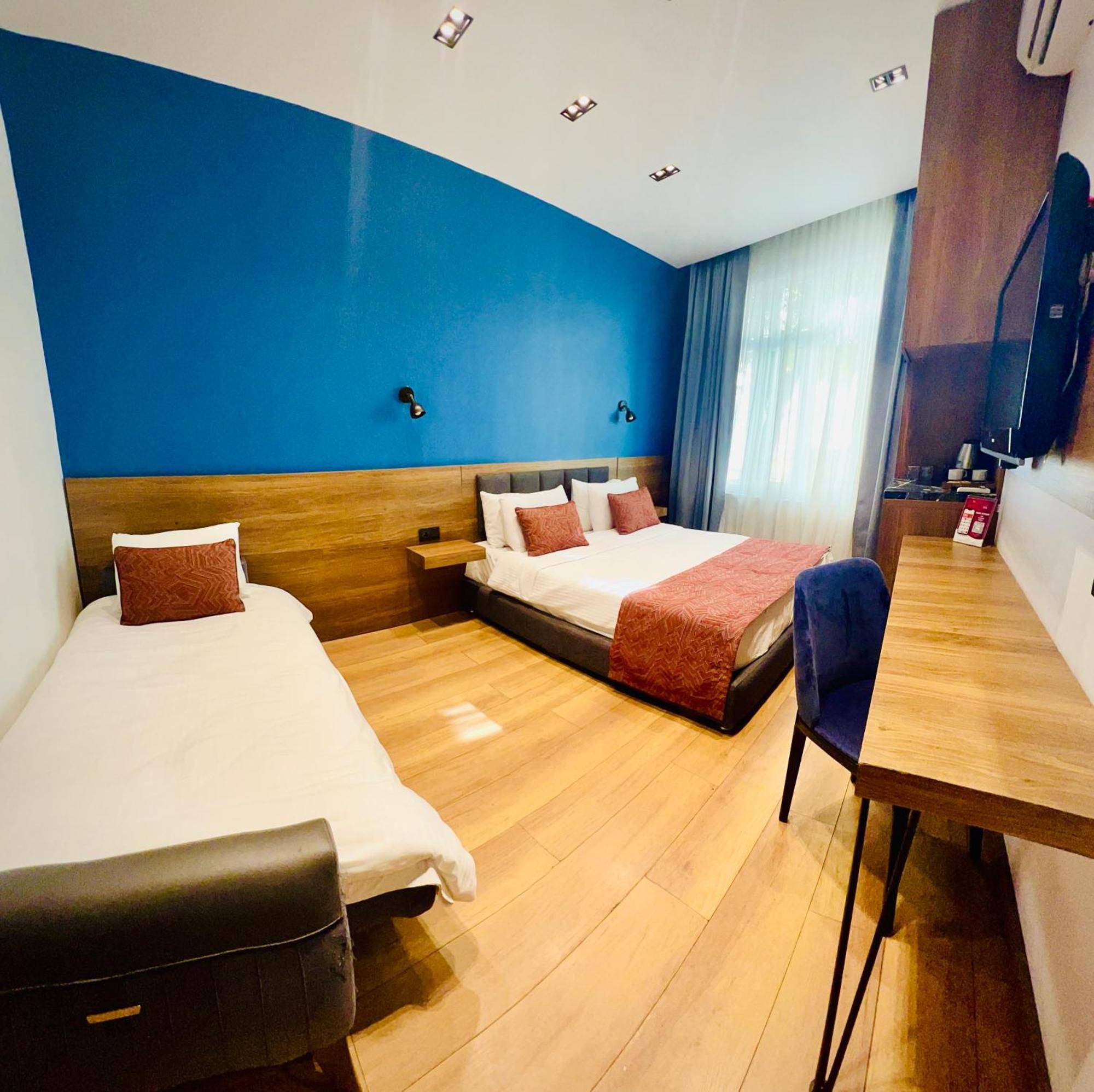 Hotel Besiktas House Istanbul Bagian luar foto